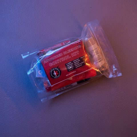 Advanced Bleeding Control Kit- zaawansowany zestaw do masywnych krwotoków