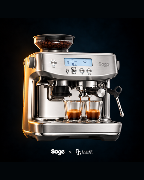 Sage the Barista Pro SES878BSS Stal Szczotkowana – widok trzy czwarte, Sage x Bullet Brothers